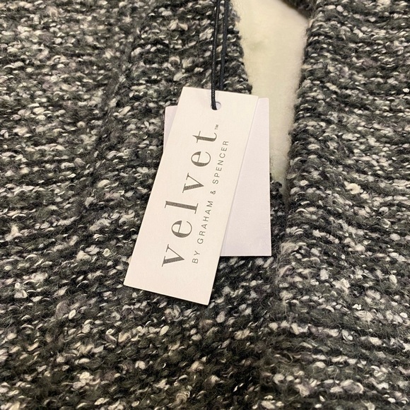 Velvet by Graham & Spencer Knit Dark Gray Tweed Pattern Long Cardigan, Small. - Picture 7 of 11